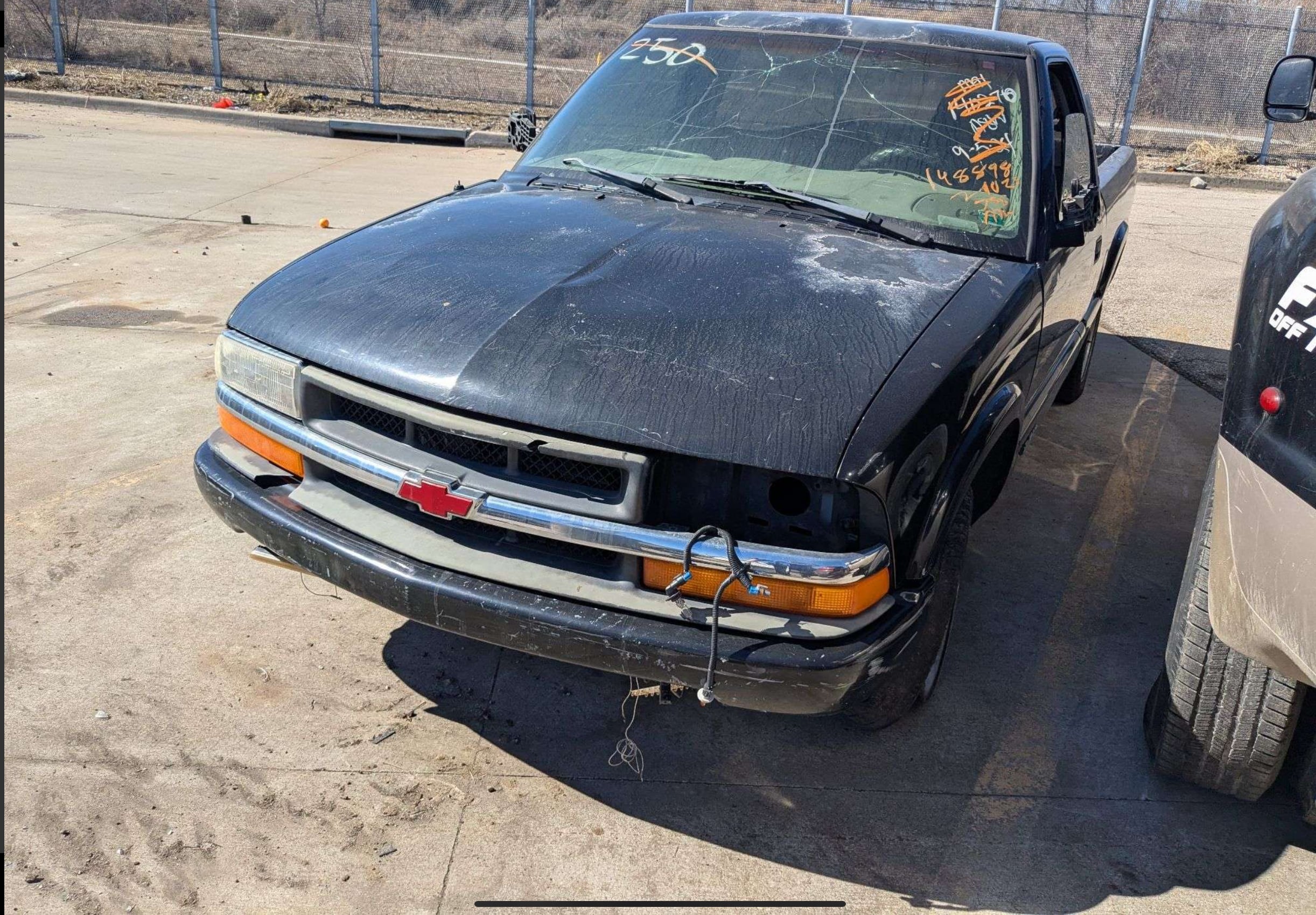 1998 CHEVROLET S-10