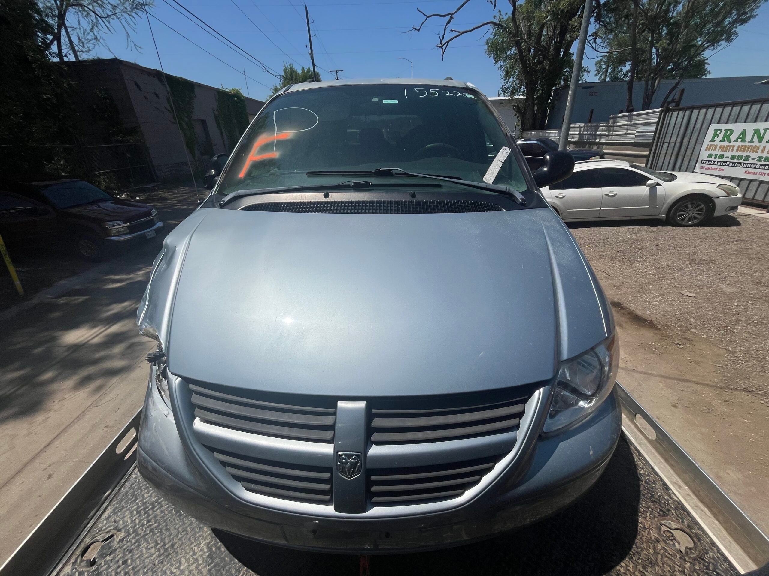 2005 DODGE CARAVAN