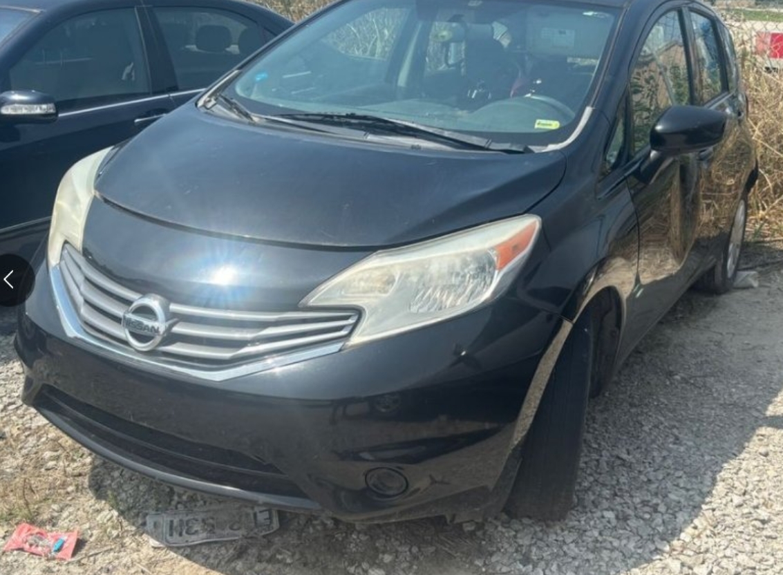 2015 NISSAN VERSA