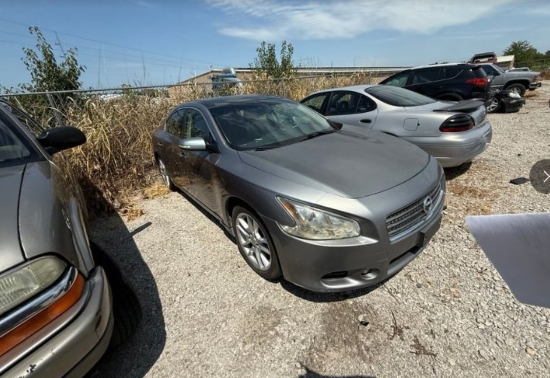 2009 nissan maxima