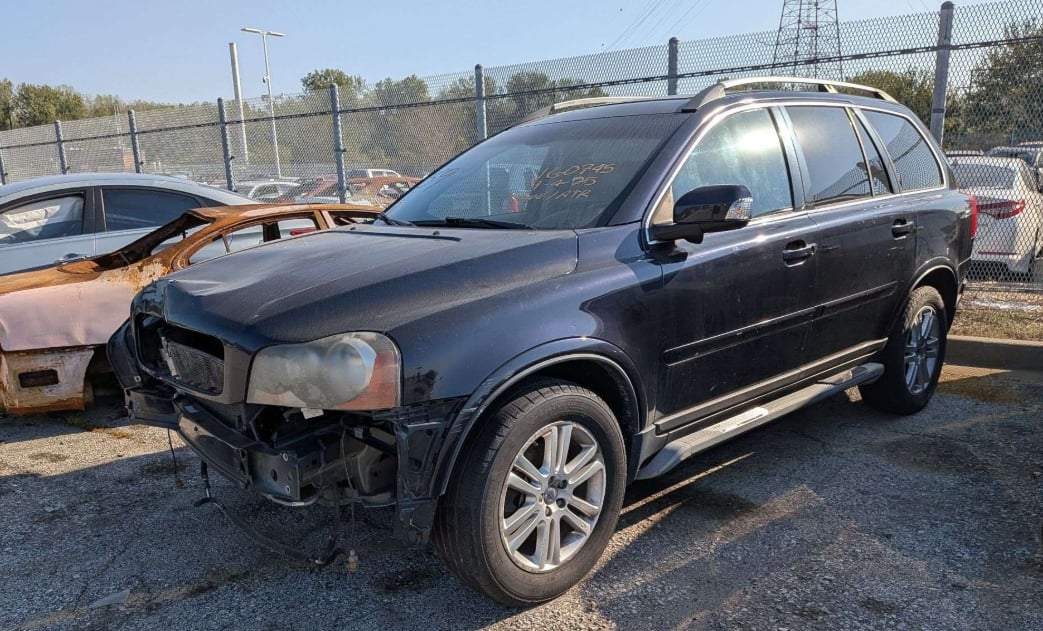 2010 VOLVO XC90